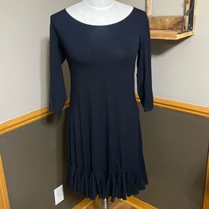 Zen knits Lauren black stretchy 3/4 sleeve dress with ruffle hemline size M